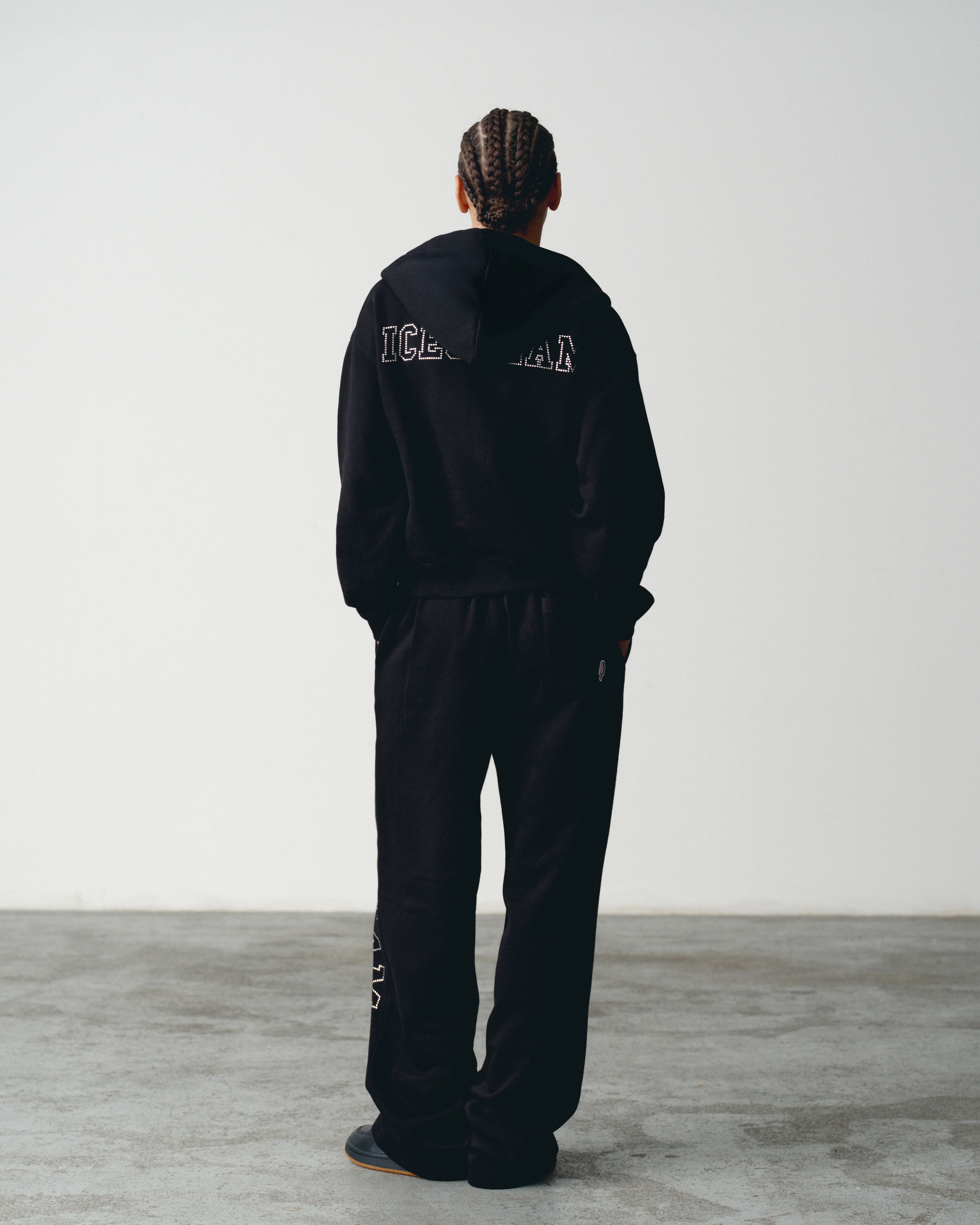 CRYSTAL STRAIGHT LEG SWEATPANTS - BLACK - Image 4