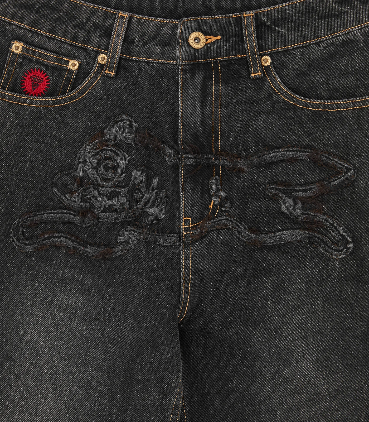 DISTRESSED APPLIQUE RUNNING DOG DENIM PANTS - WASHED BLACK - Image 4