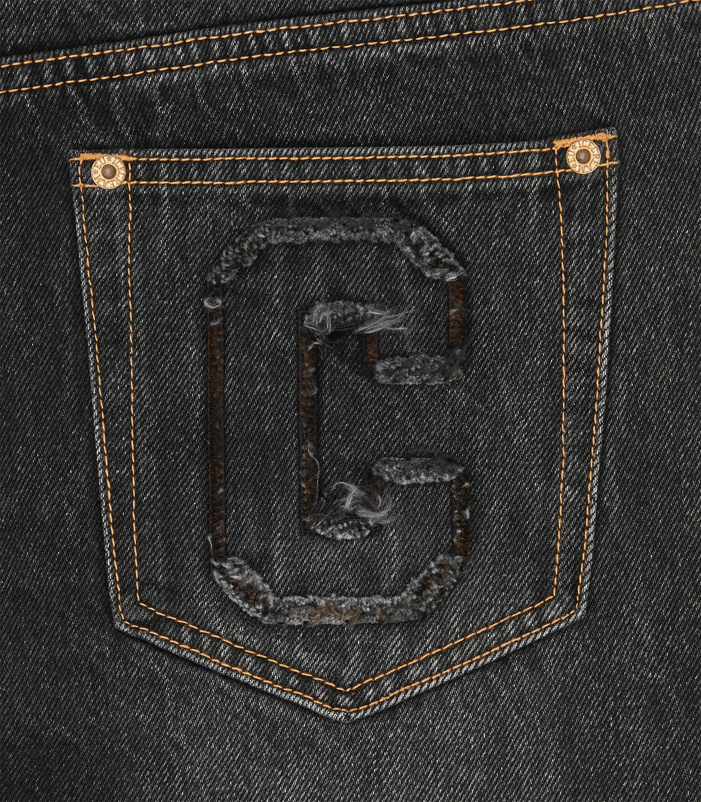 DISTRESSED APPLIQUE RUNNING DOG DENIM PANTS - WASHED BLACK - Image 7