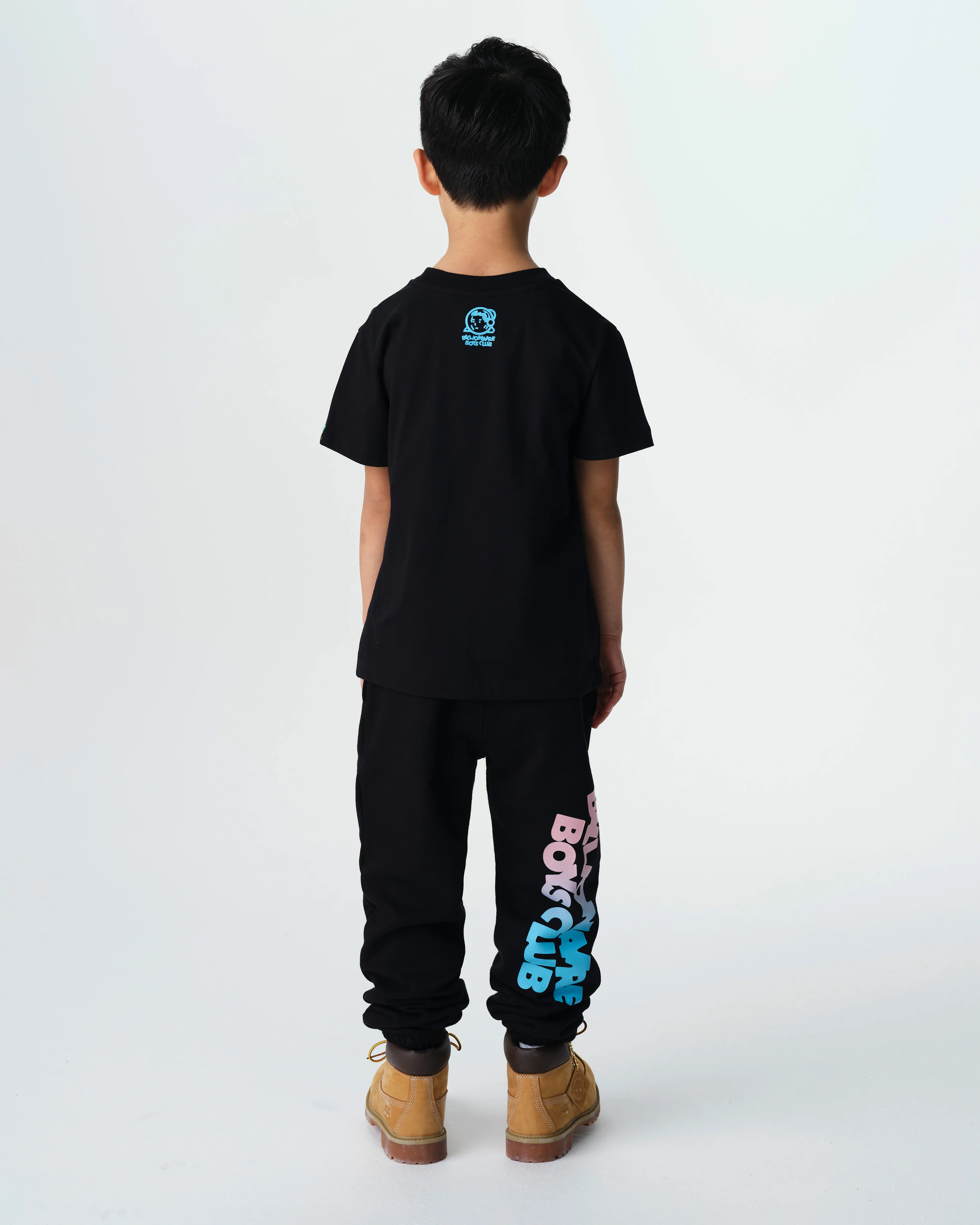 KIDS GRADIENT ARCH LOGO T-SHIRT - BLACK - Image 4