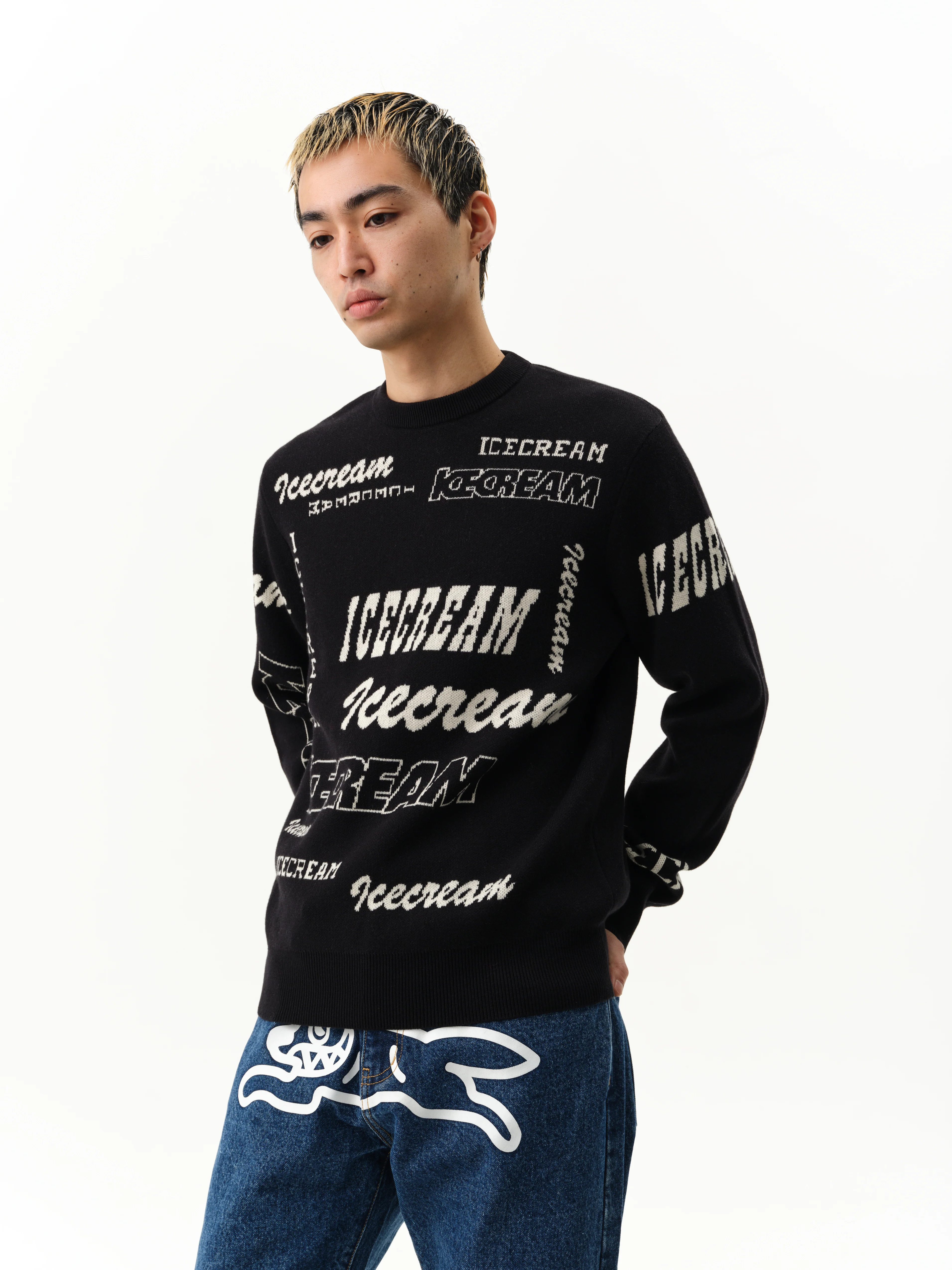 MULTI LOGO KNIT CREWNECK - BLACK - Image 4