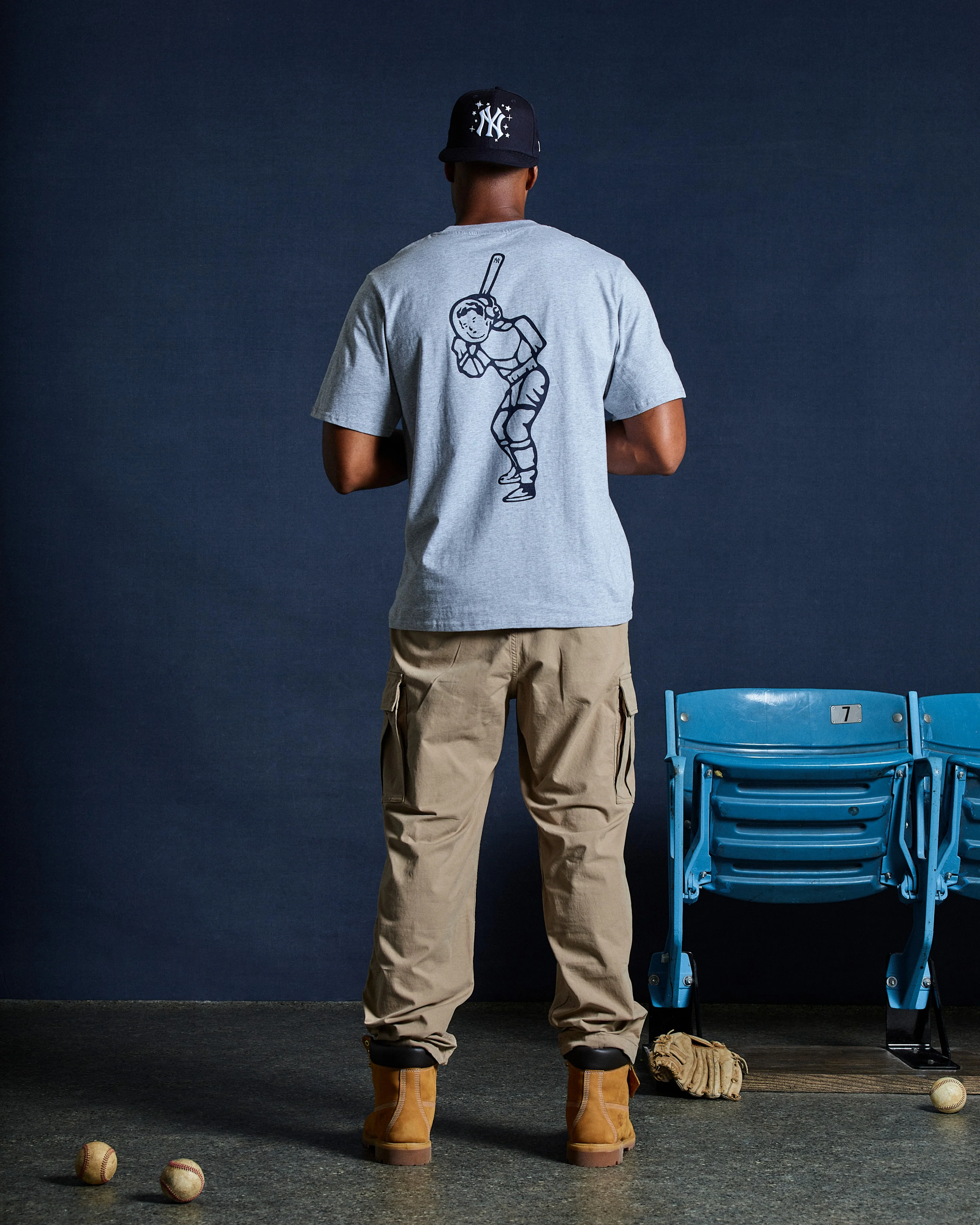 NYY STARFIELD LOGO T-SHIRT - GREY - Image 4