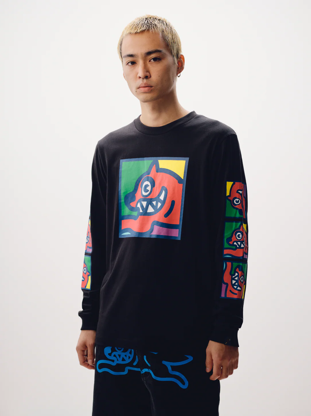 POP ART RUNNING DOG L/S T-SHIRT - BLACK - Image 3