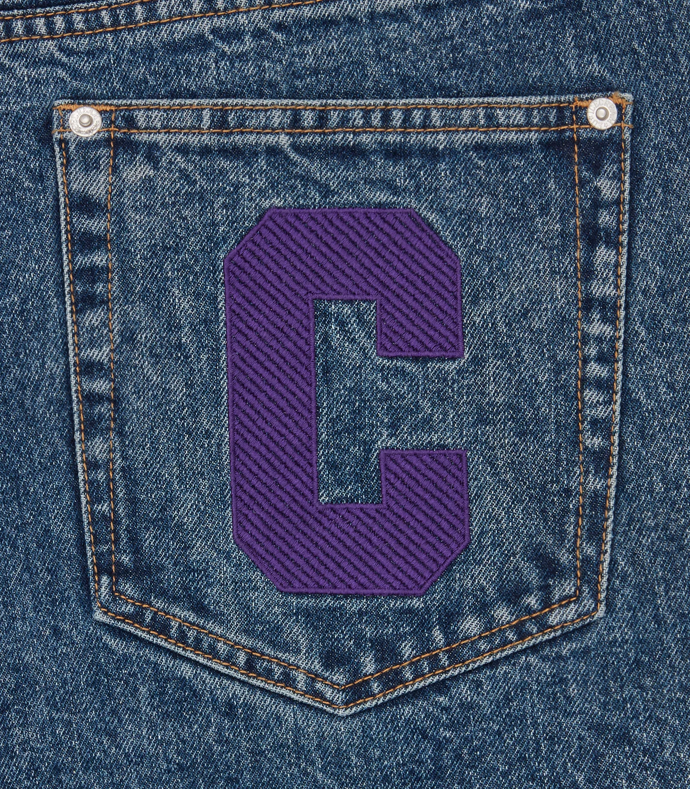 RUNNING DOG DENIM SHORTS - MID WASH BLUE - Image 5