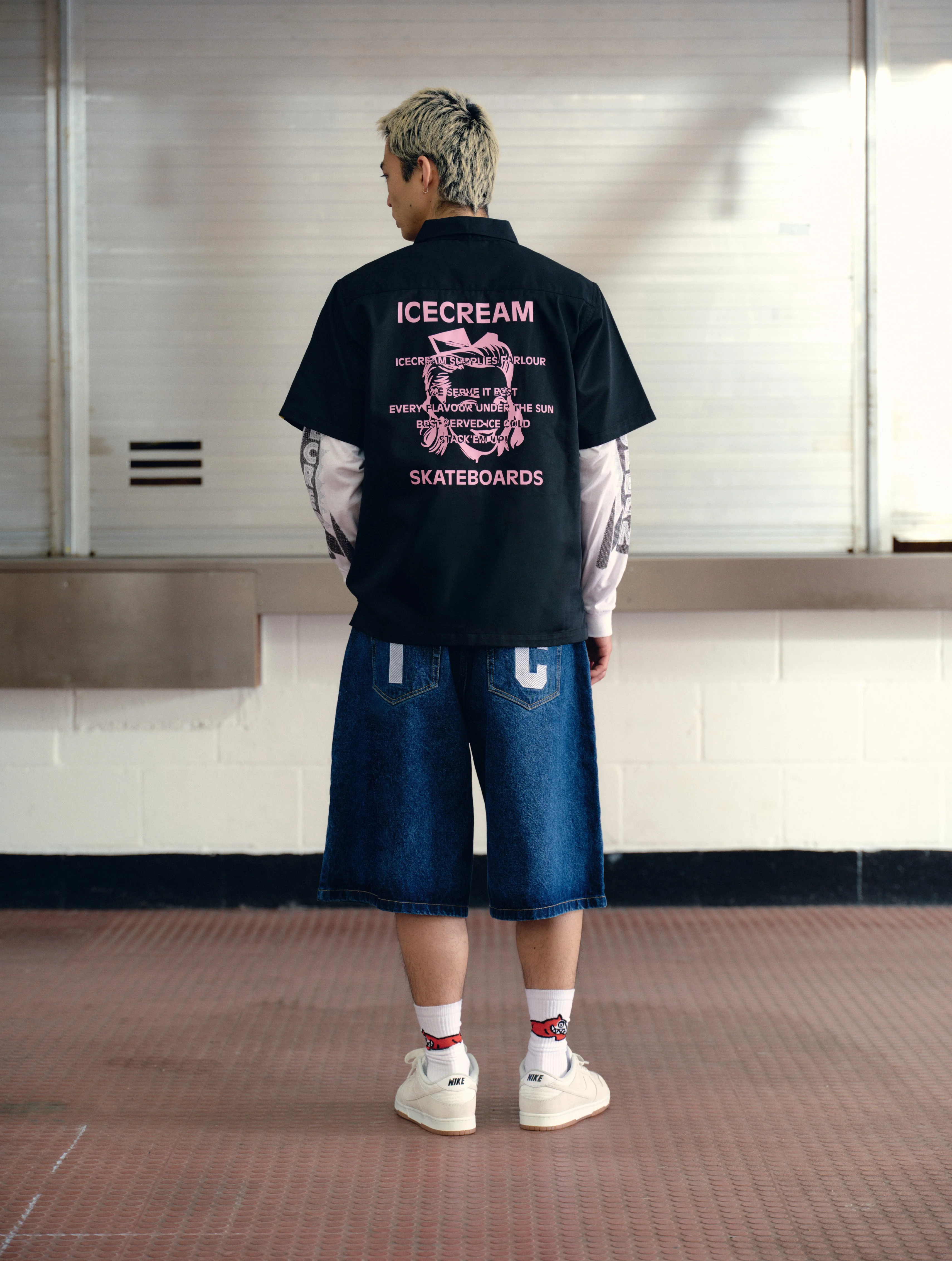 WAITRESS QUARTER ZIP WORK SHIRT - BLACK - Image 3