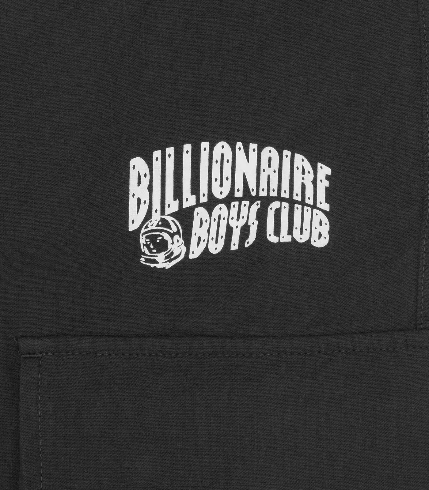 SMALL ARCH LOGO CARGO PANTS - BLACK - Image 3