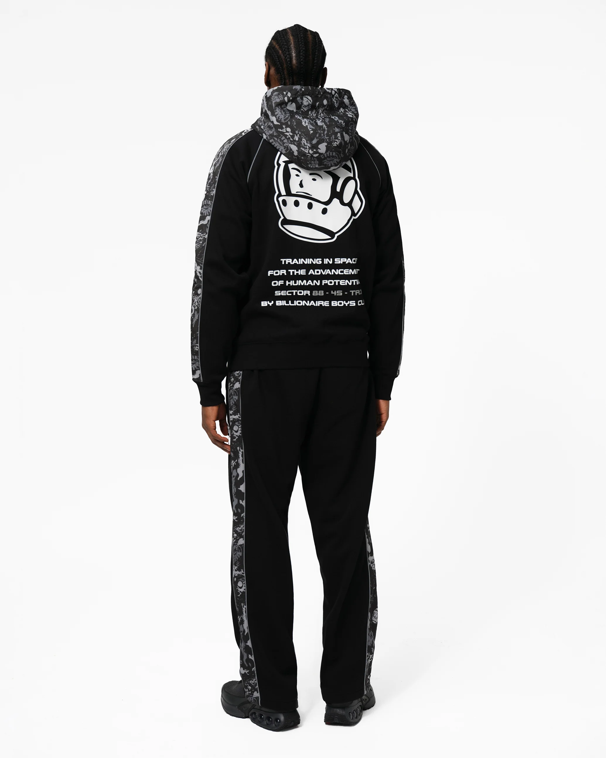 SPACE TRAINING ZIP-THROUGH HOOD - BLACK - Image 4