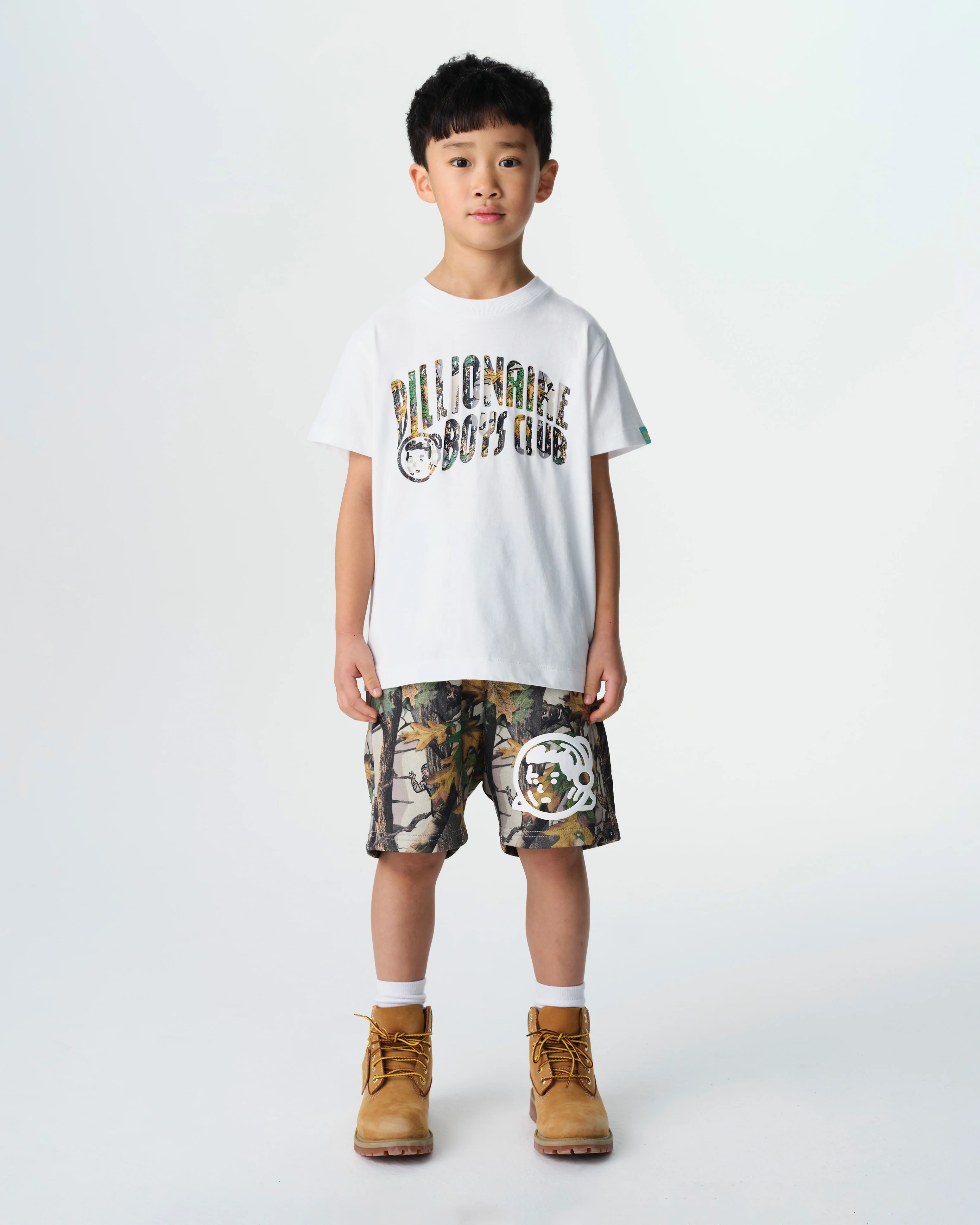 KIDS TREE CAMO ARCH LOGO T-SHIRT - WHITE - Image 3
