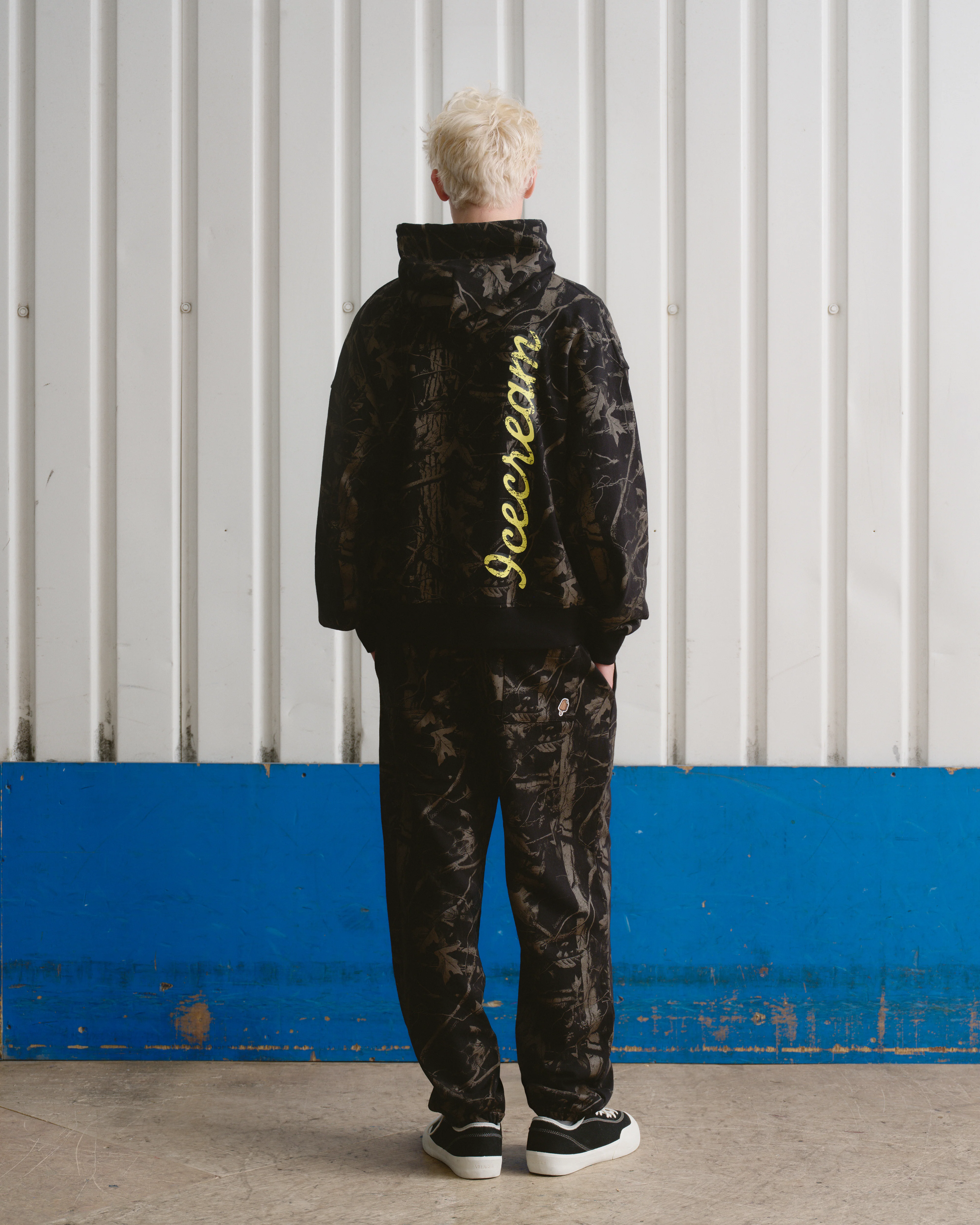 TREE CAMO OVERSIZED POPOVER HOOD - BLACK - Image 3