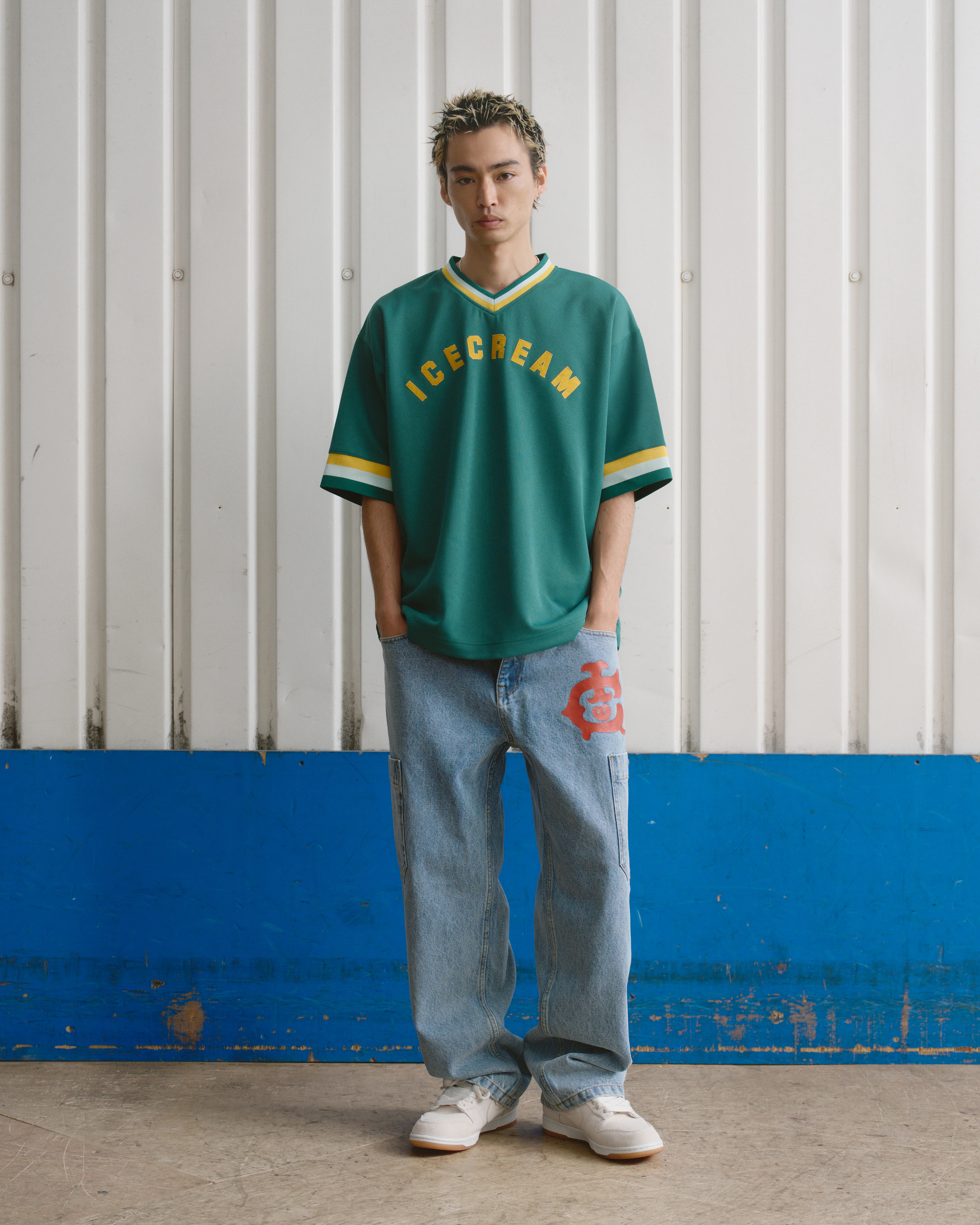 V-NECK SPORTS JERSEY - GREEN - Image 2